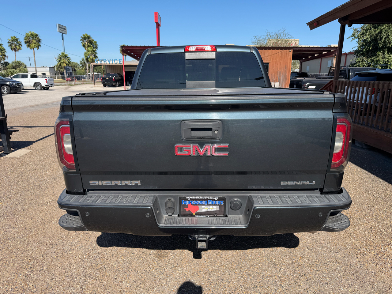 GMC Sierra 1500 Denali Crew Cab Short Box 4WD 2017