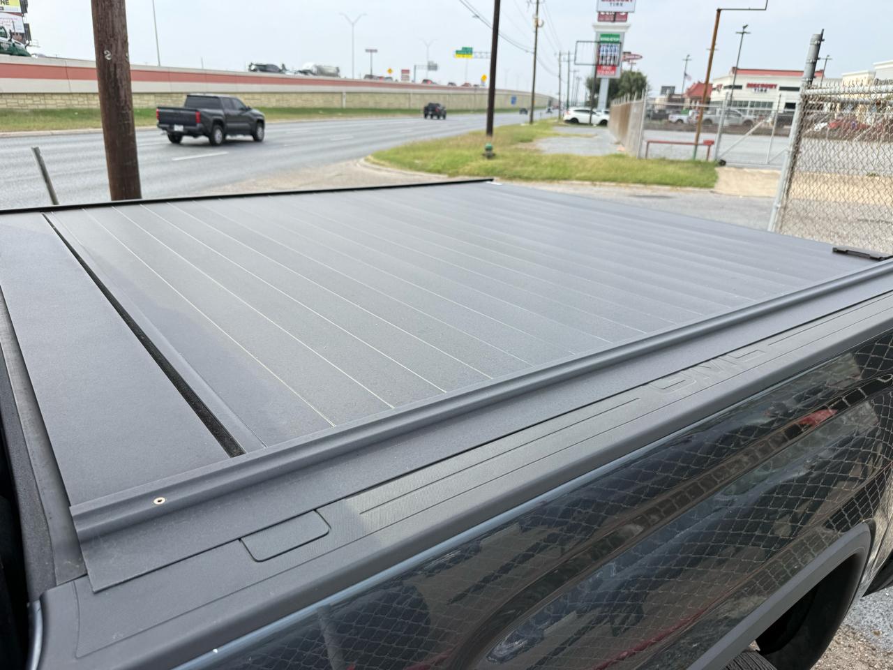 GMC Sierra 1500 Denali Crew Cab Short Box 4WD 2017