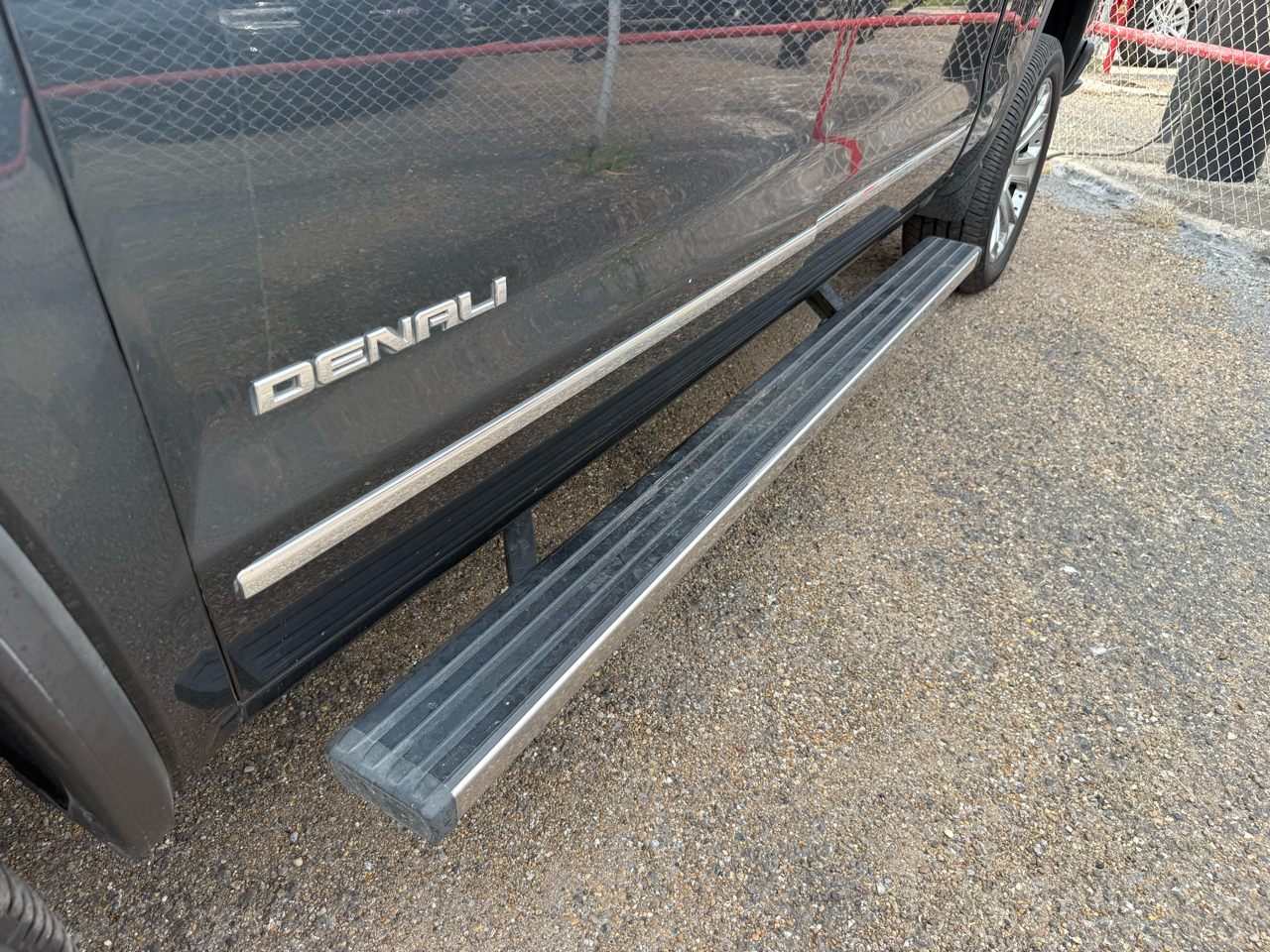 GMC Sierra 1500 Denali Crew Cab Short Box 4WD 2017
