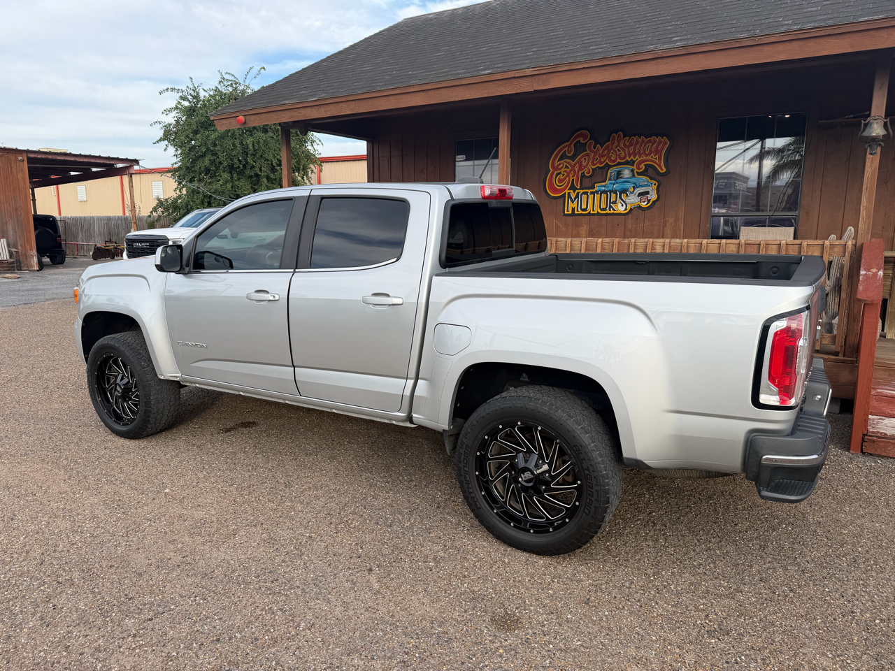 GMC Canyon SLE Crew Cab 2WD 2017