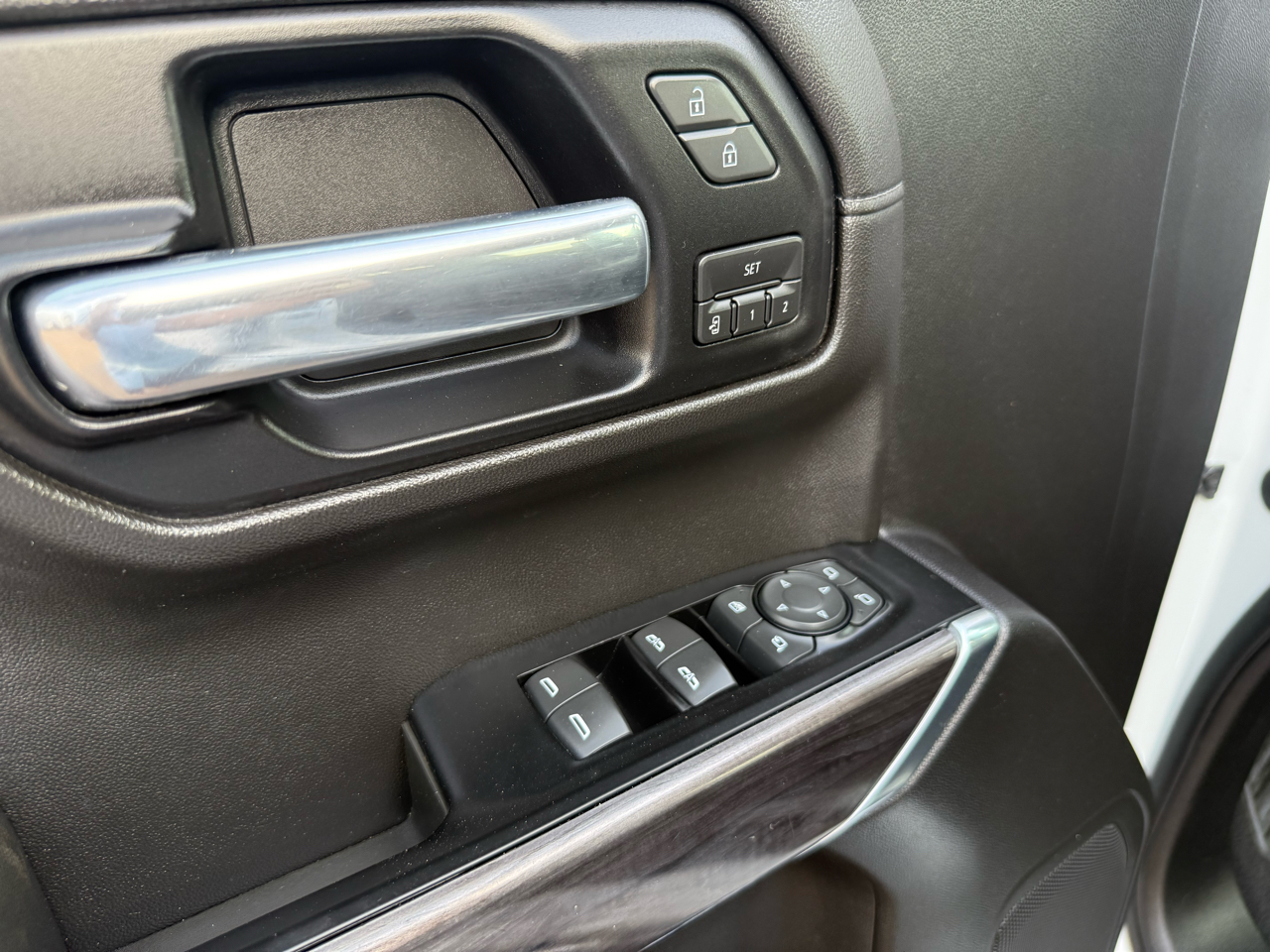 Chevrolet Silverado 1500 4WD Crew Cab 143.5" LTZ 2019