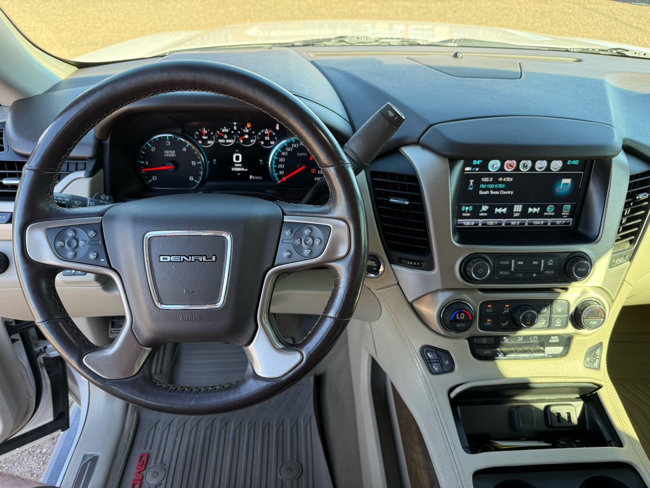 GMC Yukon XL Denali 2WD 2020