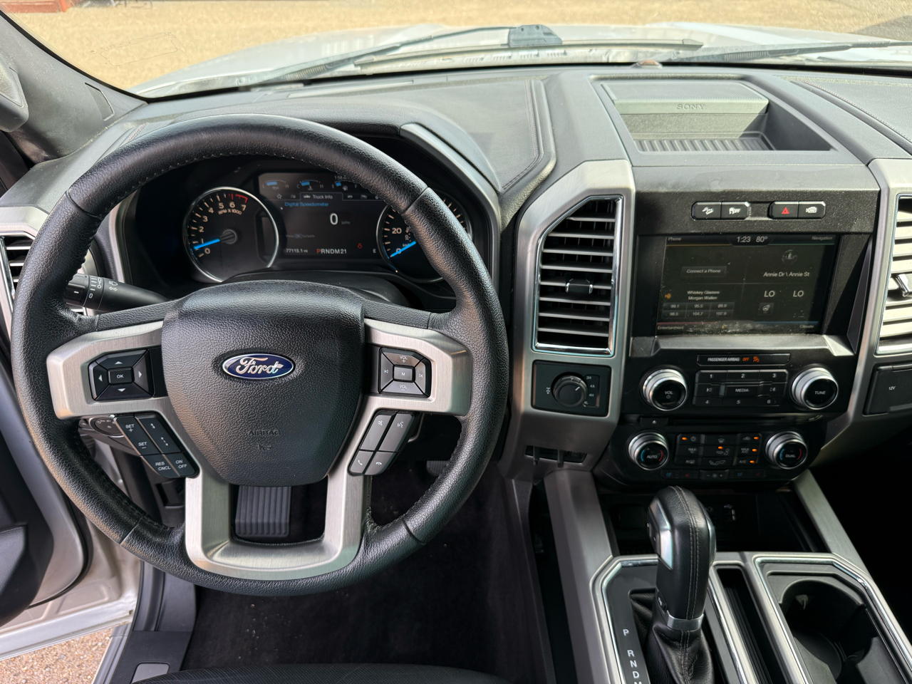 Ford F-150 Platinum SuperCrew 5.5-ft. Bed 4WD 2015