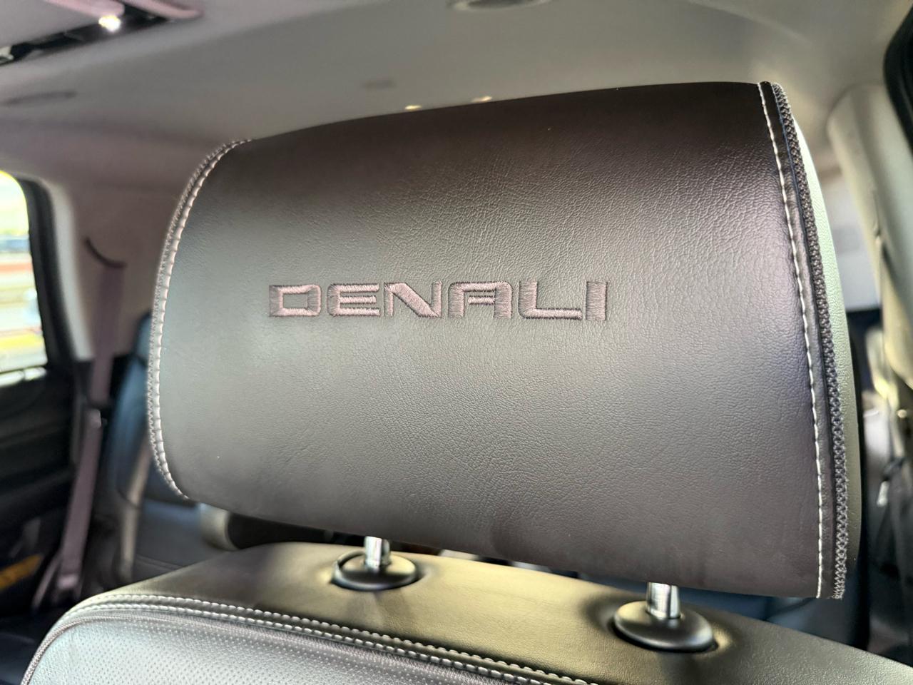 GMC Yukon Denali 2WD 2017