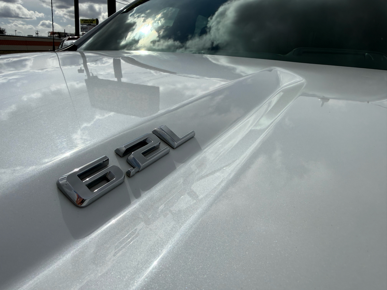 Chevrolet Silverado 1500 High Country Crew Cab 4WD SWB 2019