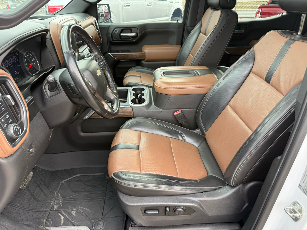 Chevrolet Silverado 1500 High Country Crew Cab 4WD SWB 2019