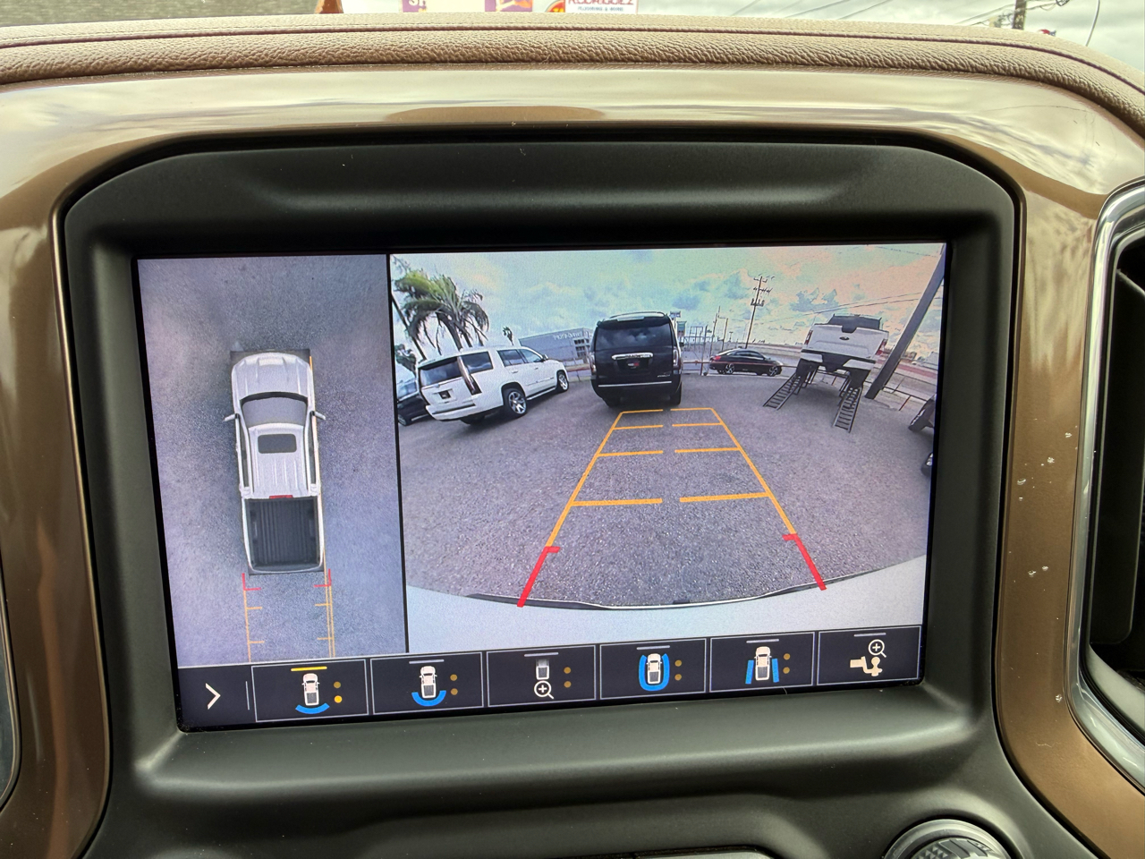 Chevrolet Silverado 1500 High Country Crew Cab 4WD SWB 2019