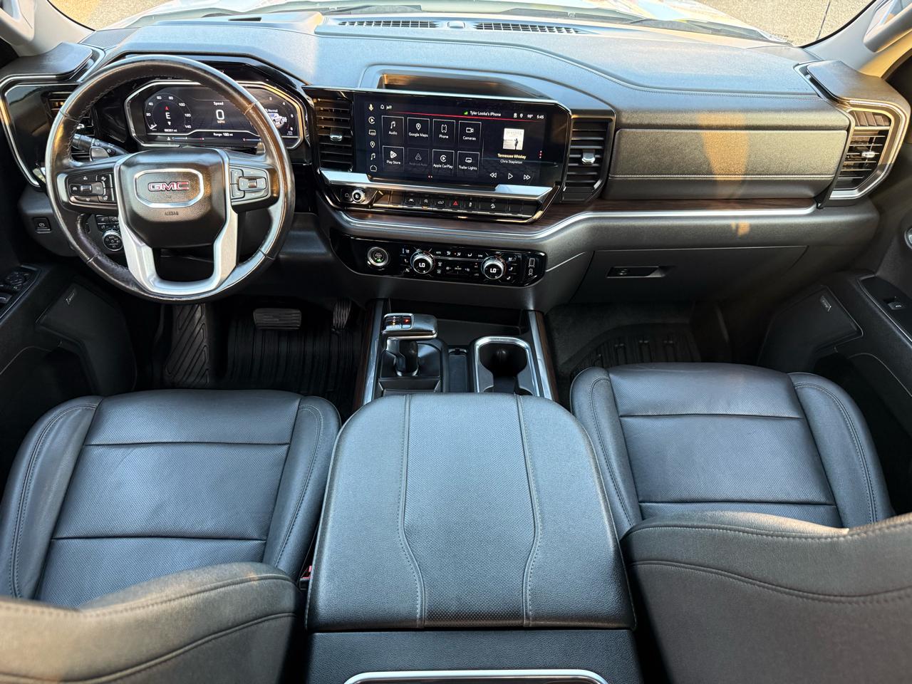 GMC Sierra 1500 4WD Crew Cab 143.5" SLT 2023