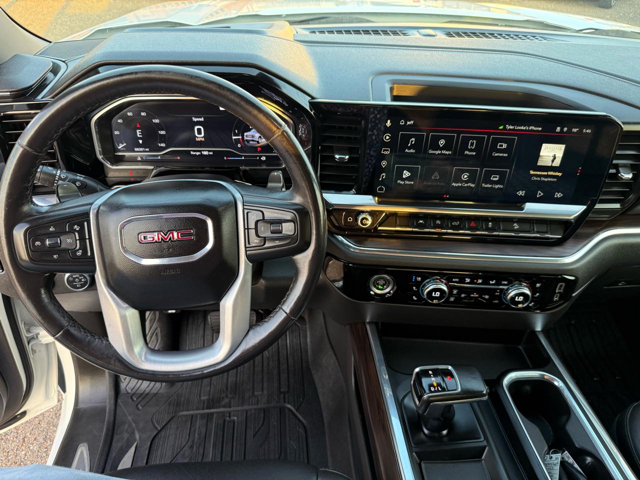 GMC Sierra 1500 4WD Crew Cab 143.5" SLT 2023