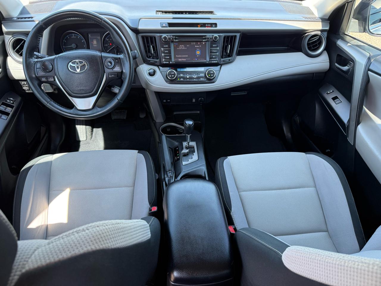 Toyota RAV4 XLE FWD 2018