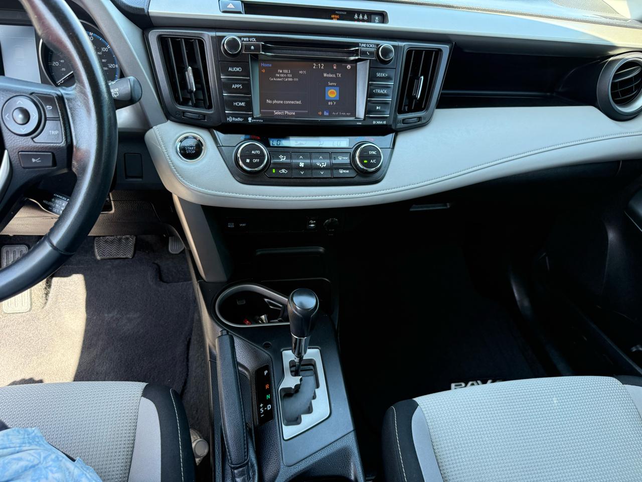 Toyota RAV4 XLE FWD 2018