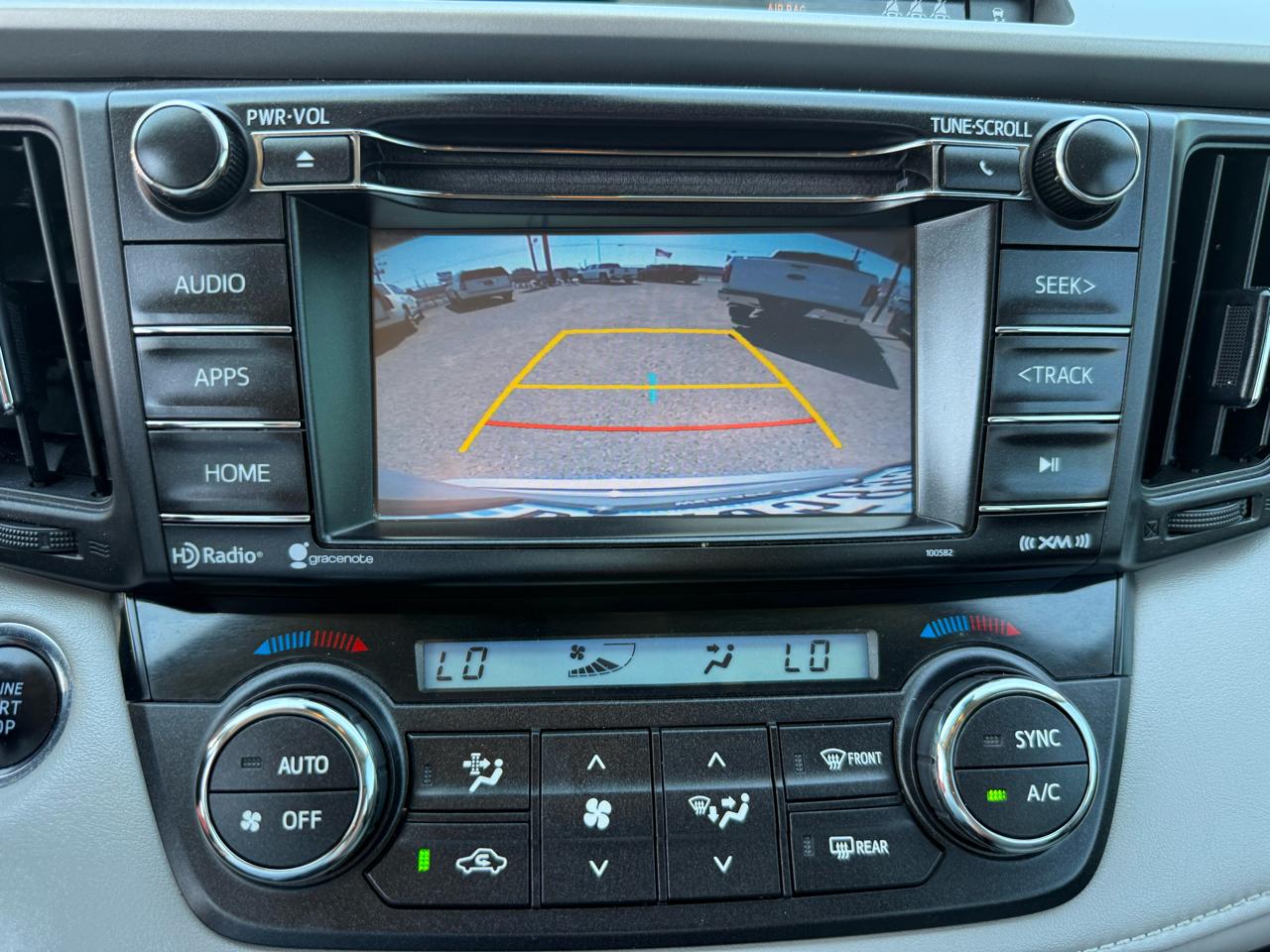 Toyota RAV4 XLE FWD 2018