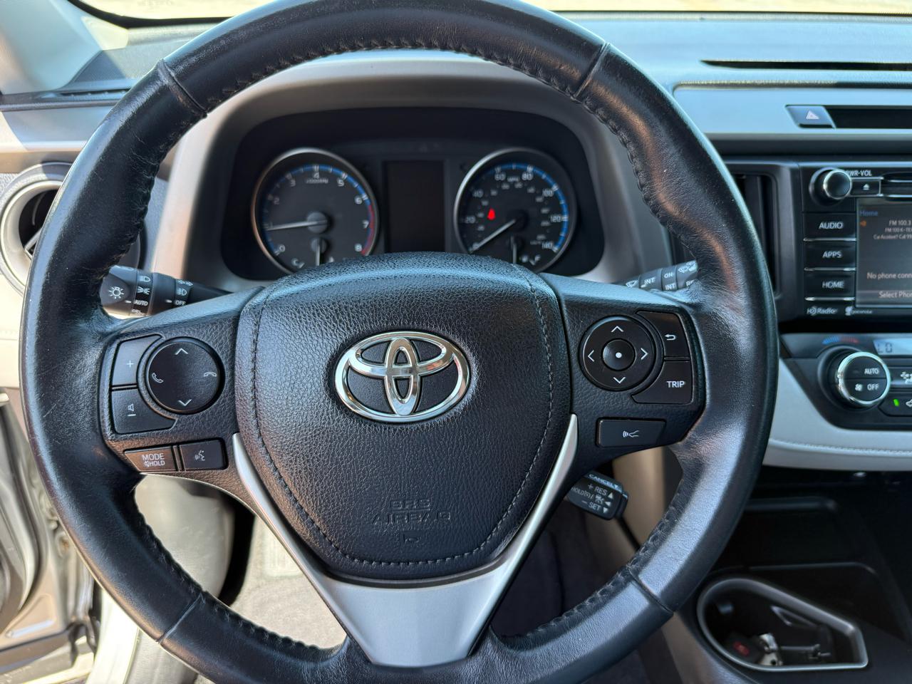 Toyota RAV4 XLE FWD 2018