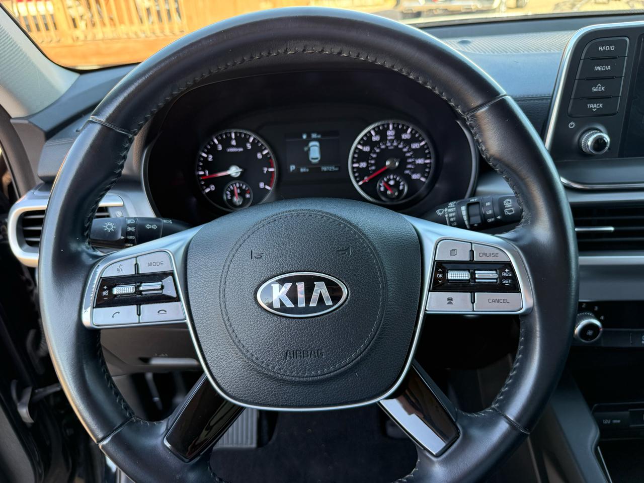 Kia Telluride LX 2021