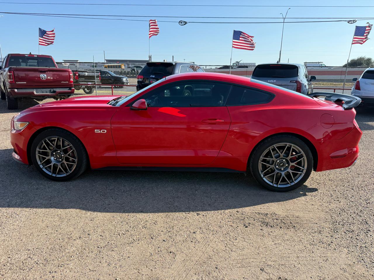 Ford Mustang GT Premium Coupe 2016
