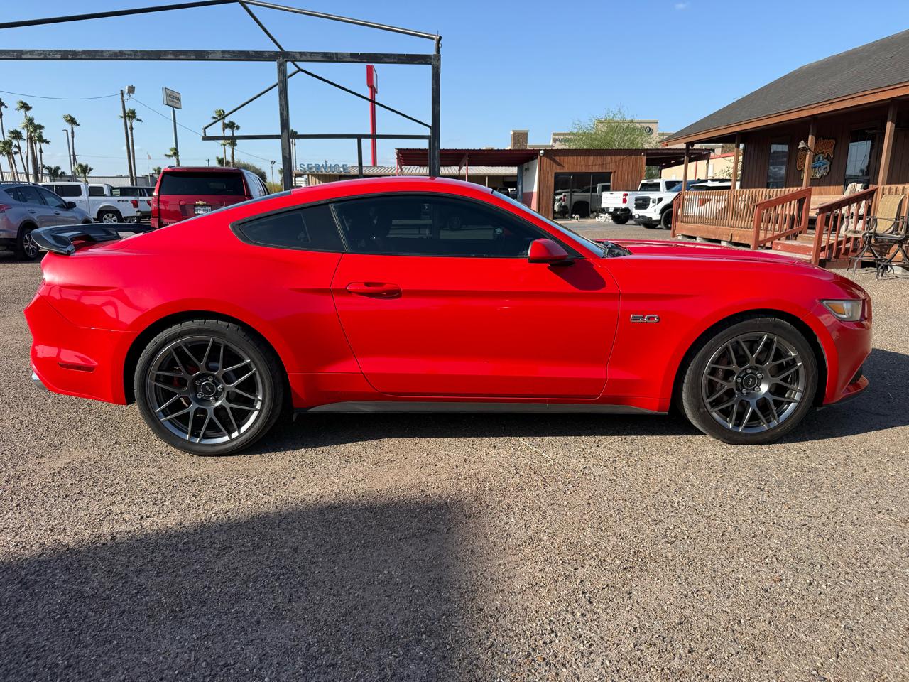 Ford Mustang GT Premium Coupe 2016