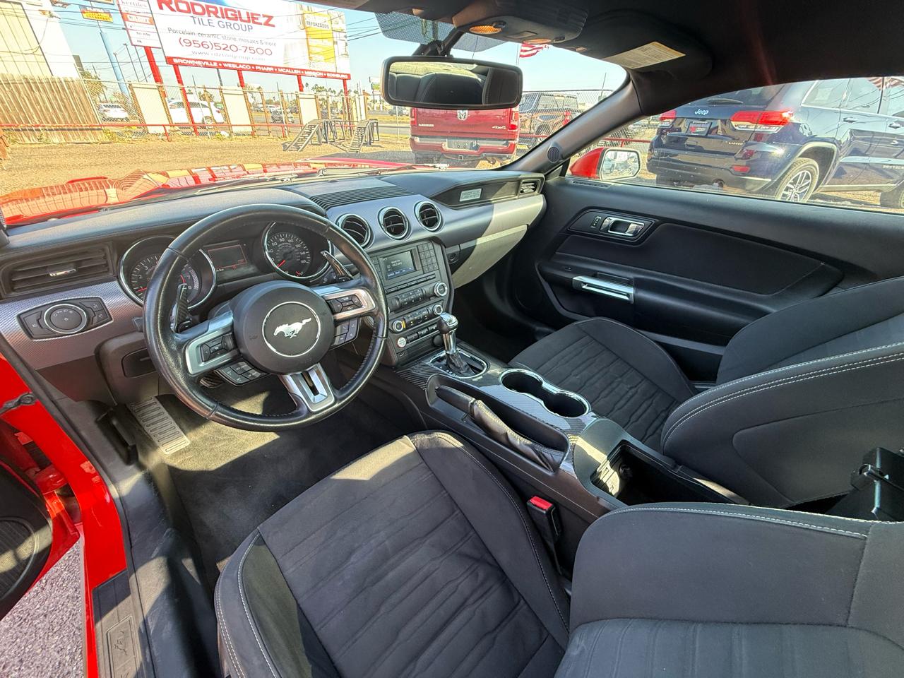 Ford Mustang GT Premium Coupe 2016