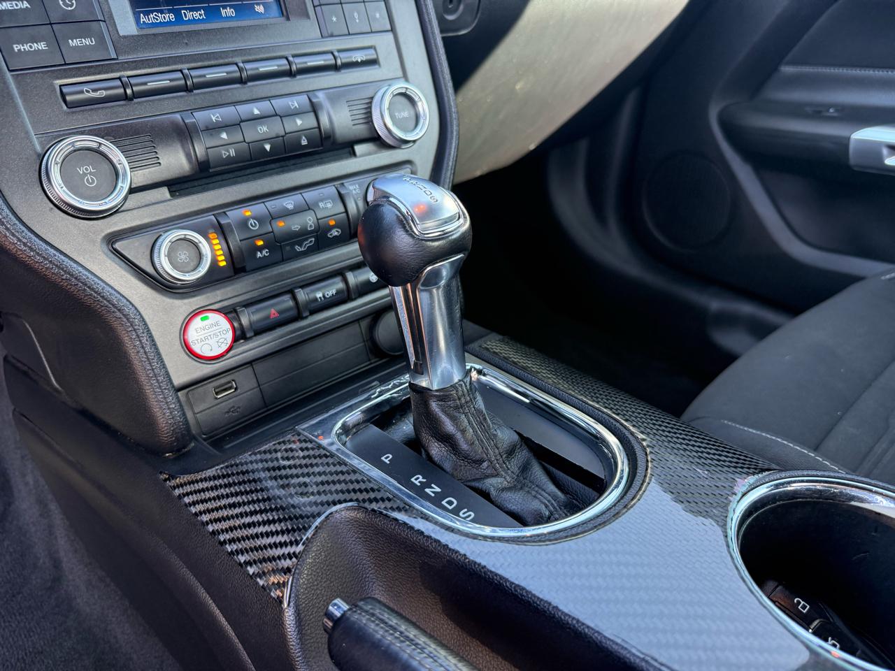 Ford Mustang GT Premium Coupe 2016