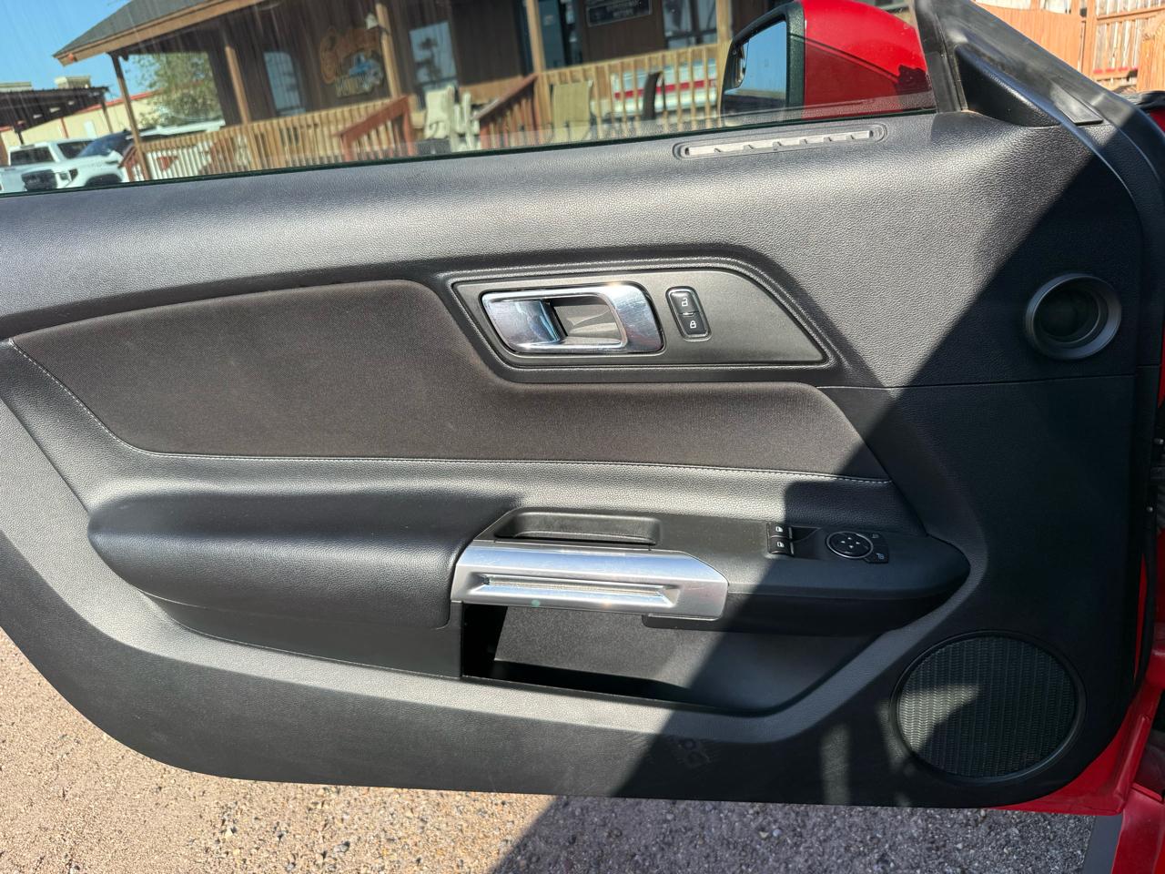 Ford Mustang GT Premium Coupe 2016