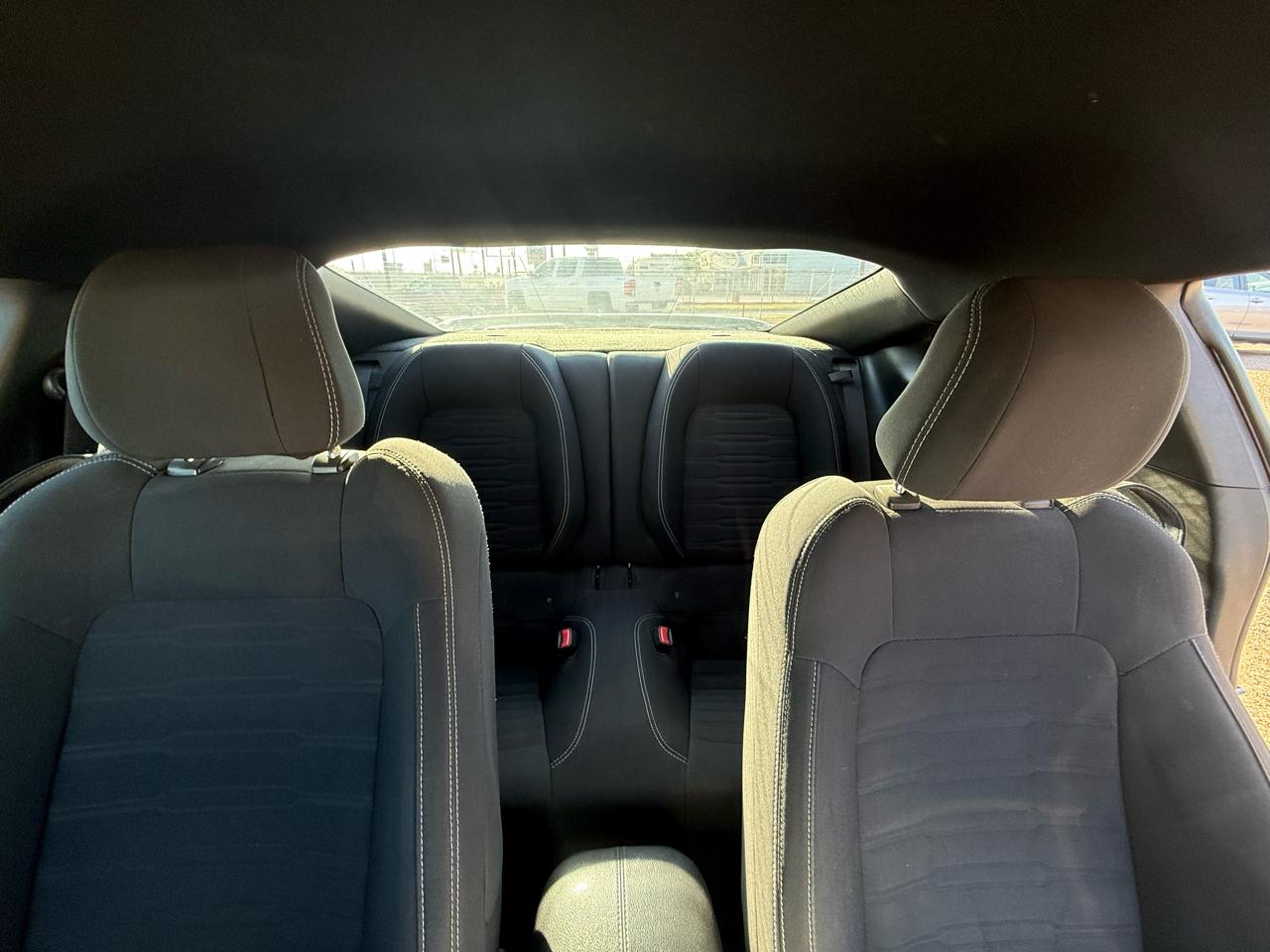 Ford Mustang GT Premium Coupe 2016