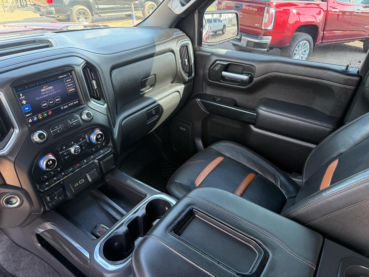 GMC Sierra 1500 AT4 Crew Cab Short Box 4WD 2020