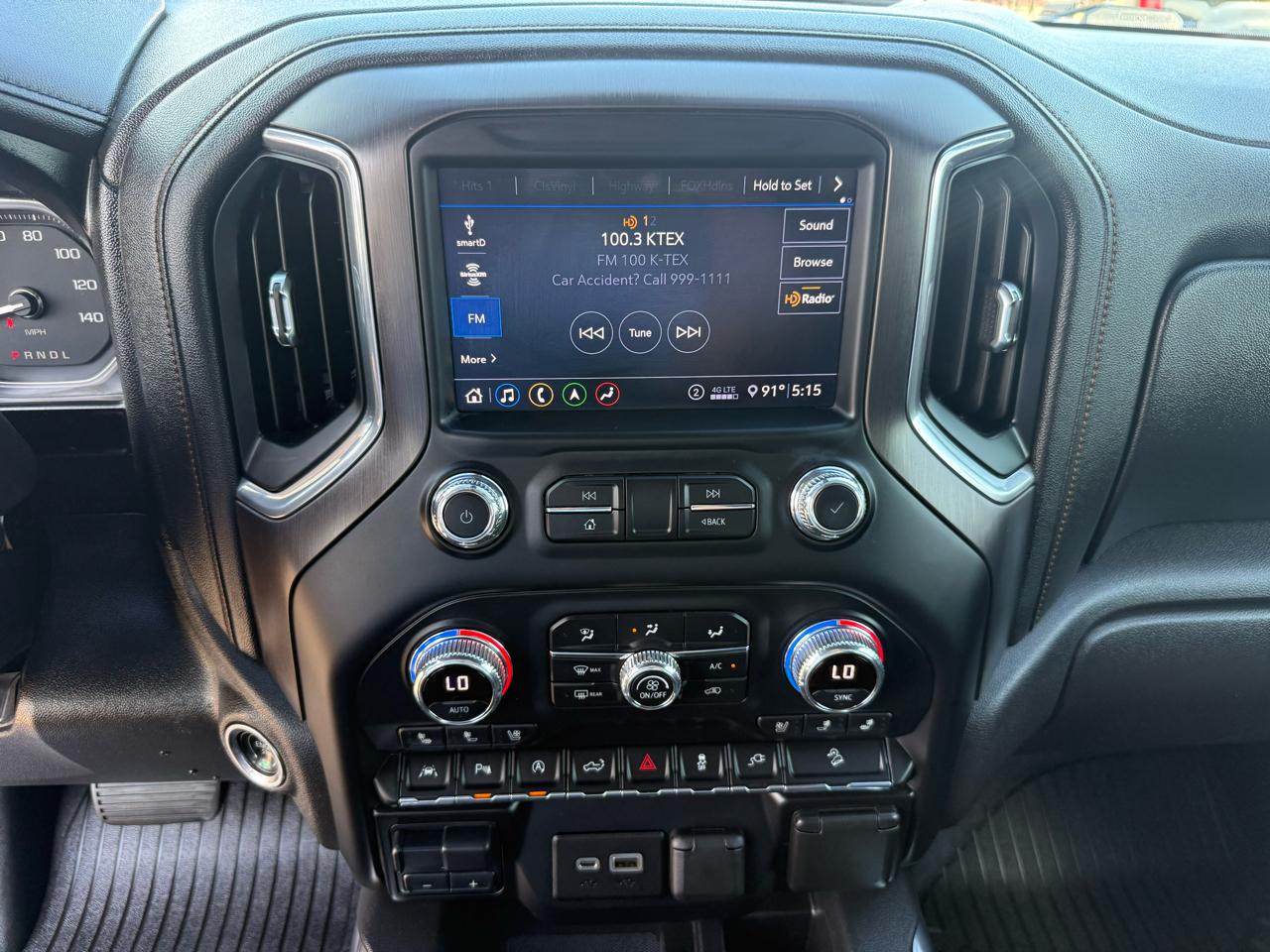 GMC Sierra 1500 AT4 Crew Cab Short Box 4WD 2020