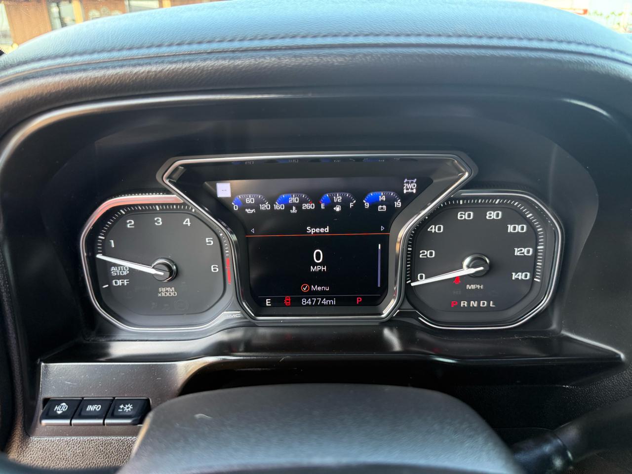 GMC Sierra 1500 AT4 Crew Cab Short Box 4WD 2020