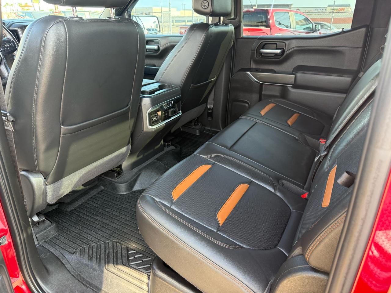 GMC Sierra 1500 AT4 Crew Cab Short Box 4WD 2020