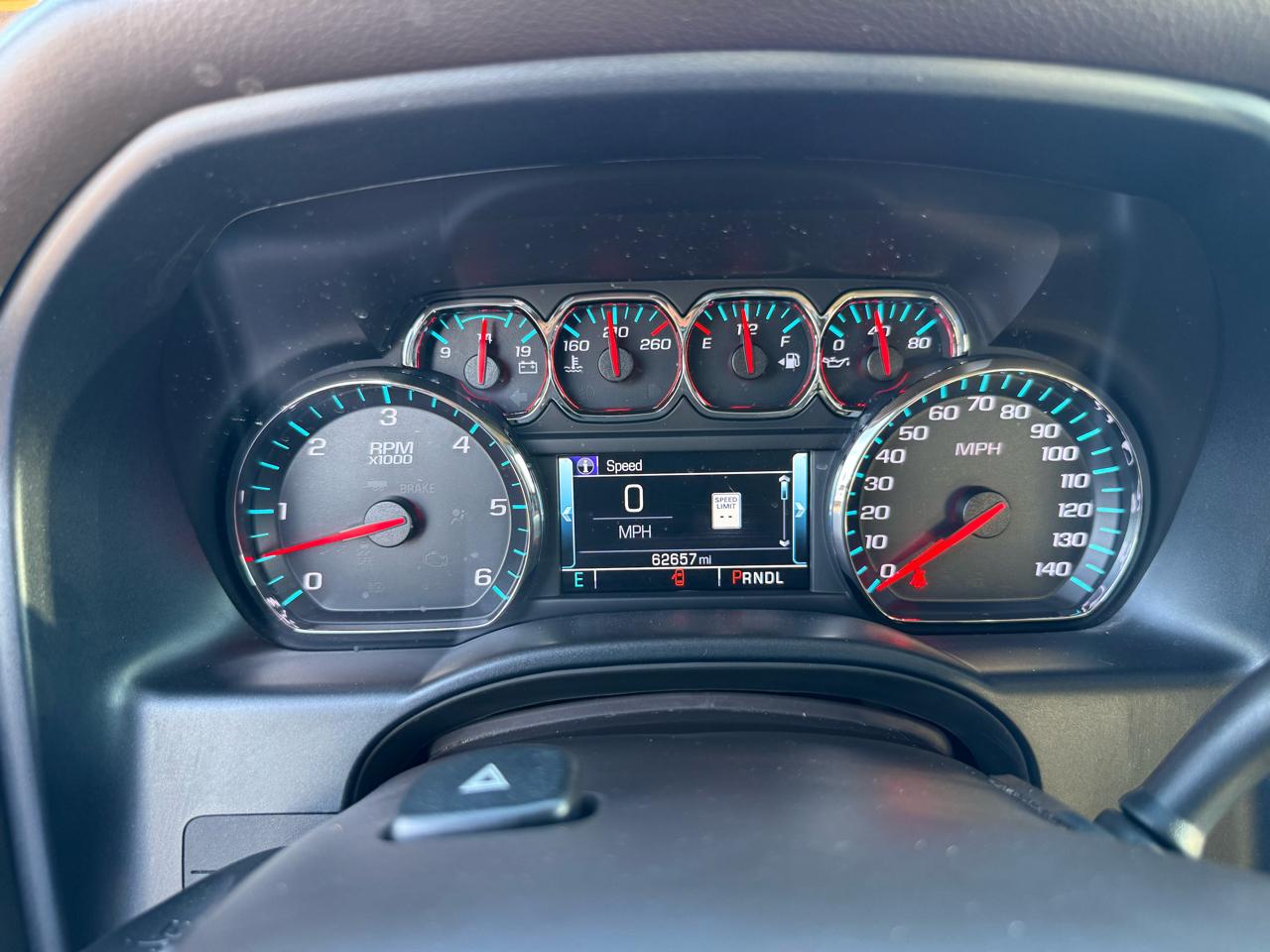 GMC Sierra 1500 4WD Crew Cab 143.5" SLT 2017