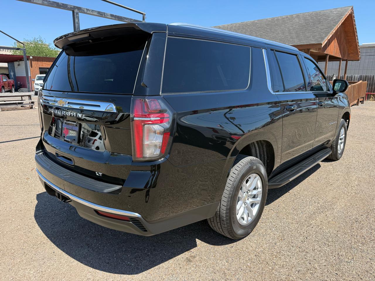 Chevrolet Suburban LT 2WD 2023