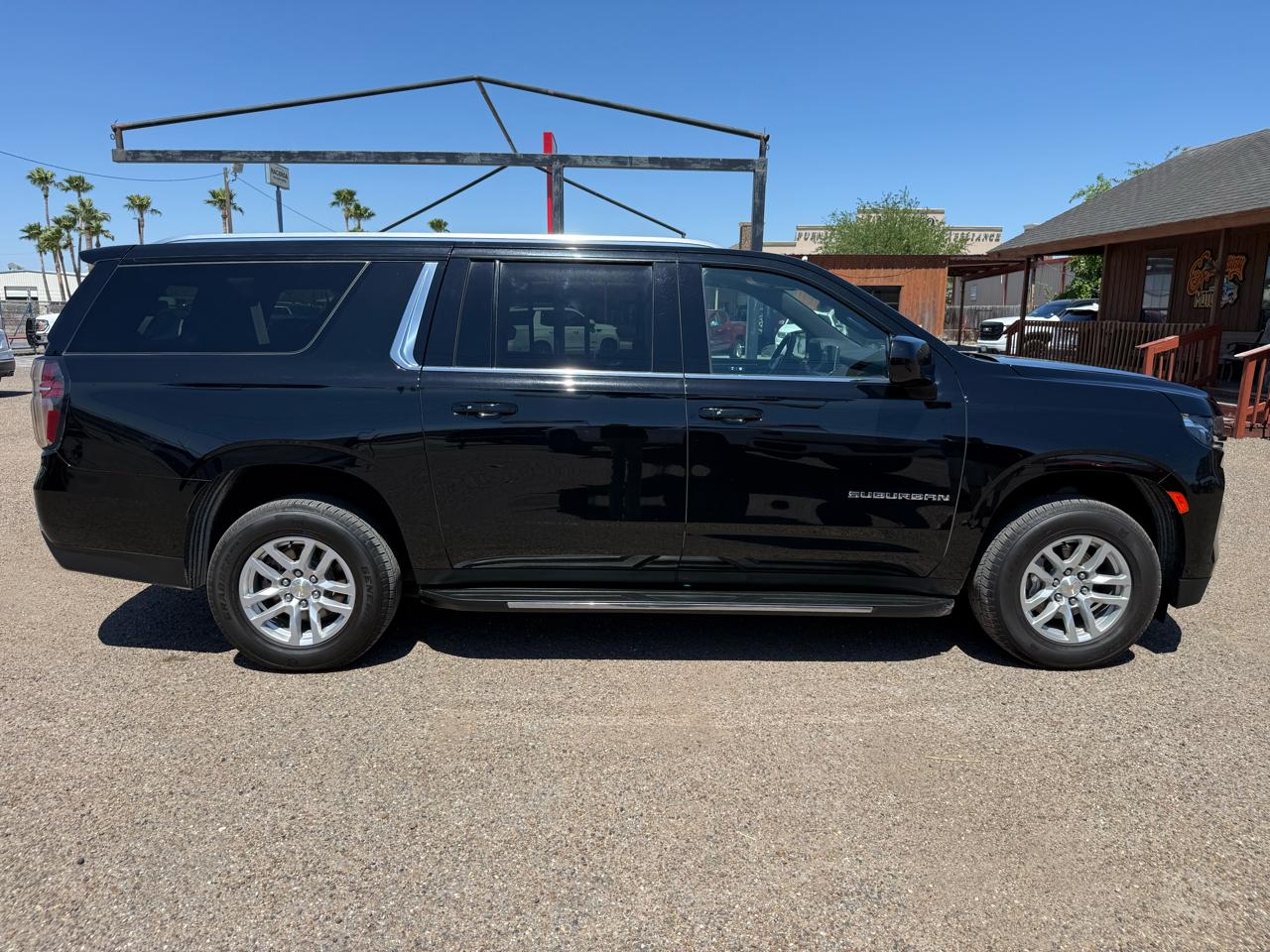 Chevrolet Suburban LT 2WD 2023