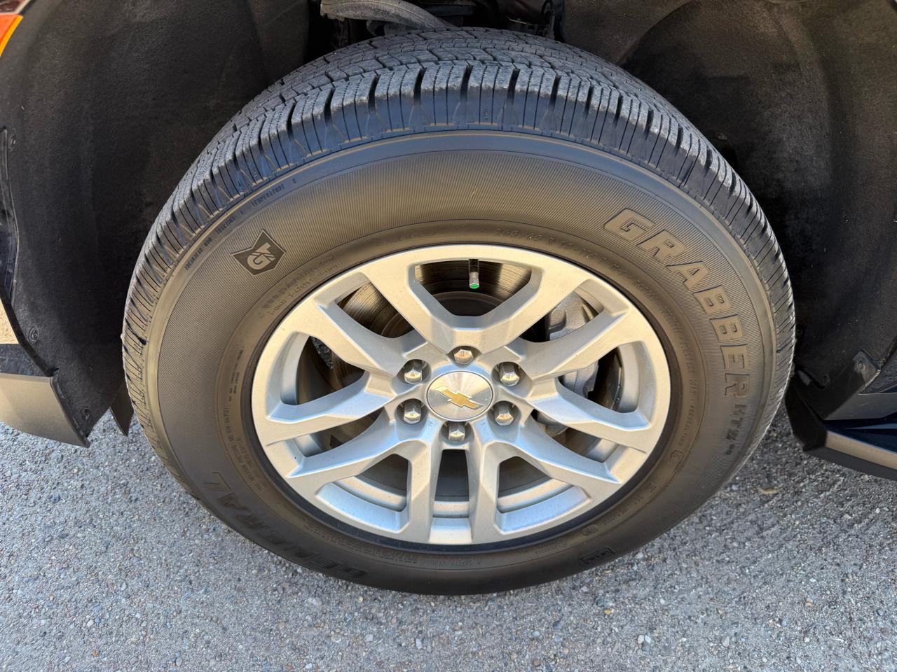 Chevrolet Suburban LT 2WD 2023