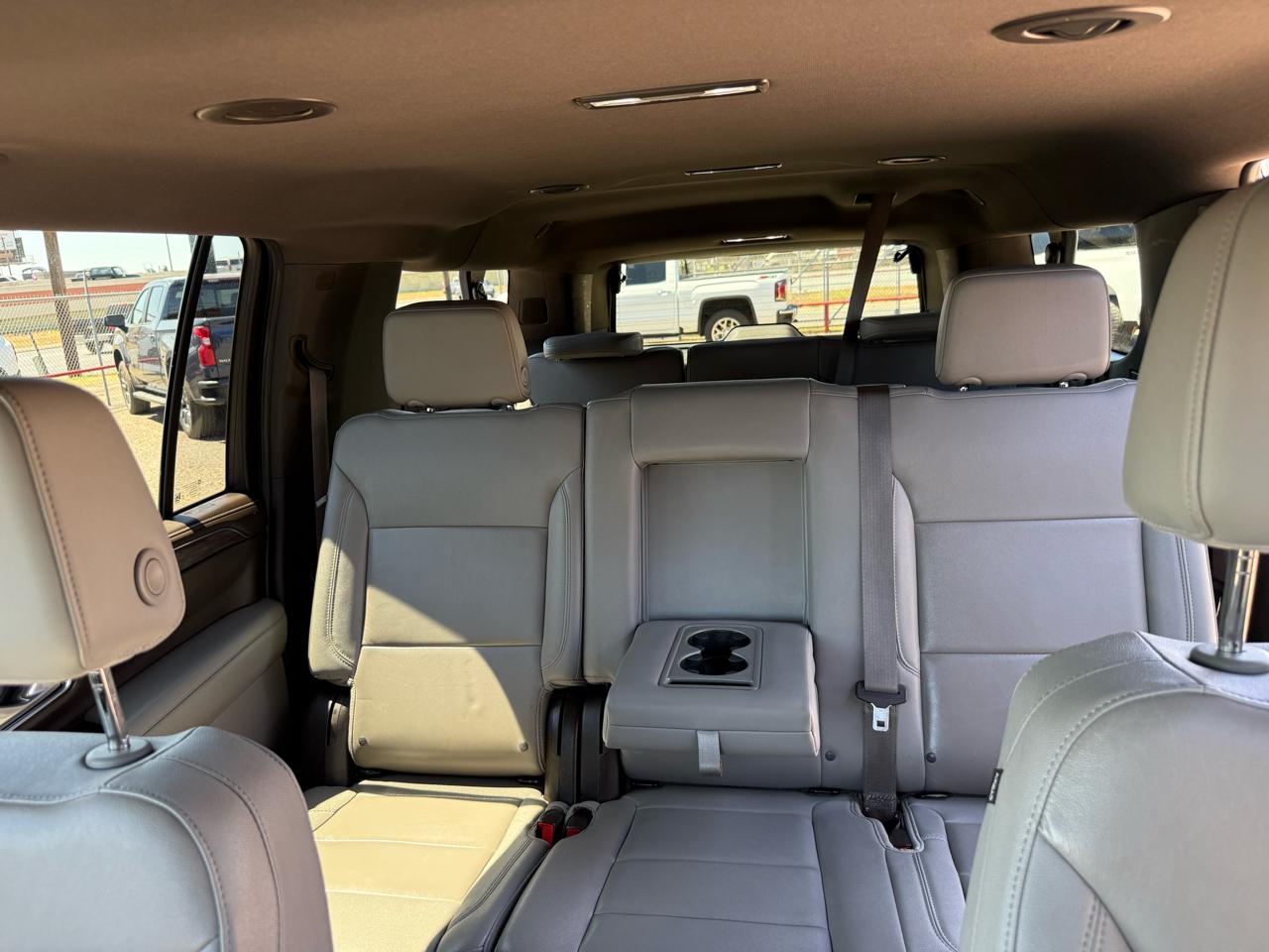 Chevrolet Suburban LT 2WD 2023