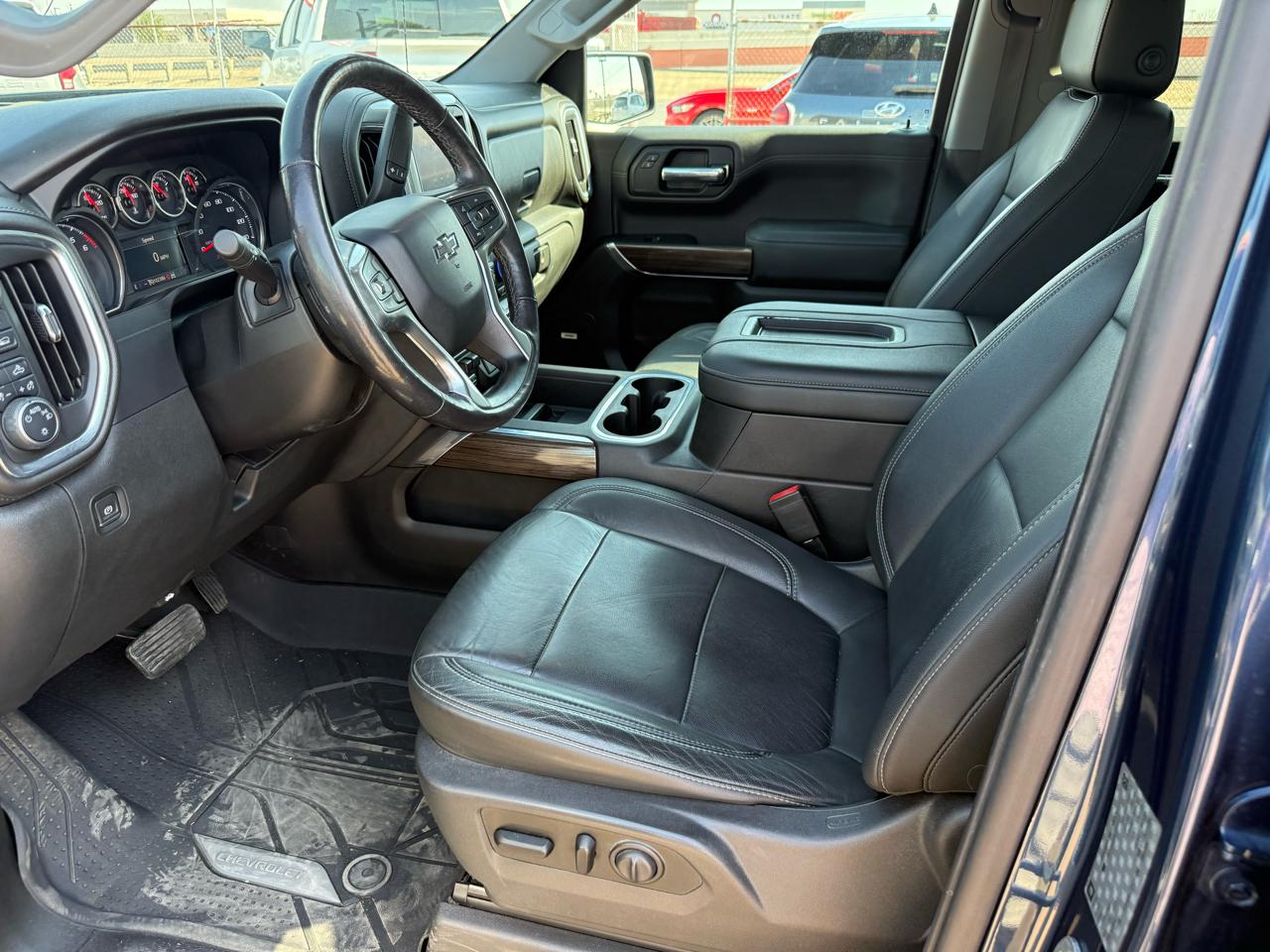 Chevrolet Silverado 1500 4WD Crew Cab 147" RST 2019