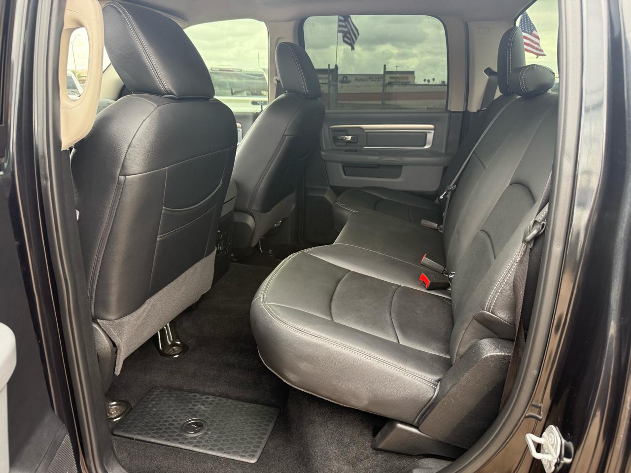 RAM 1500 SLT Crew Cab SWB 4WD 2018