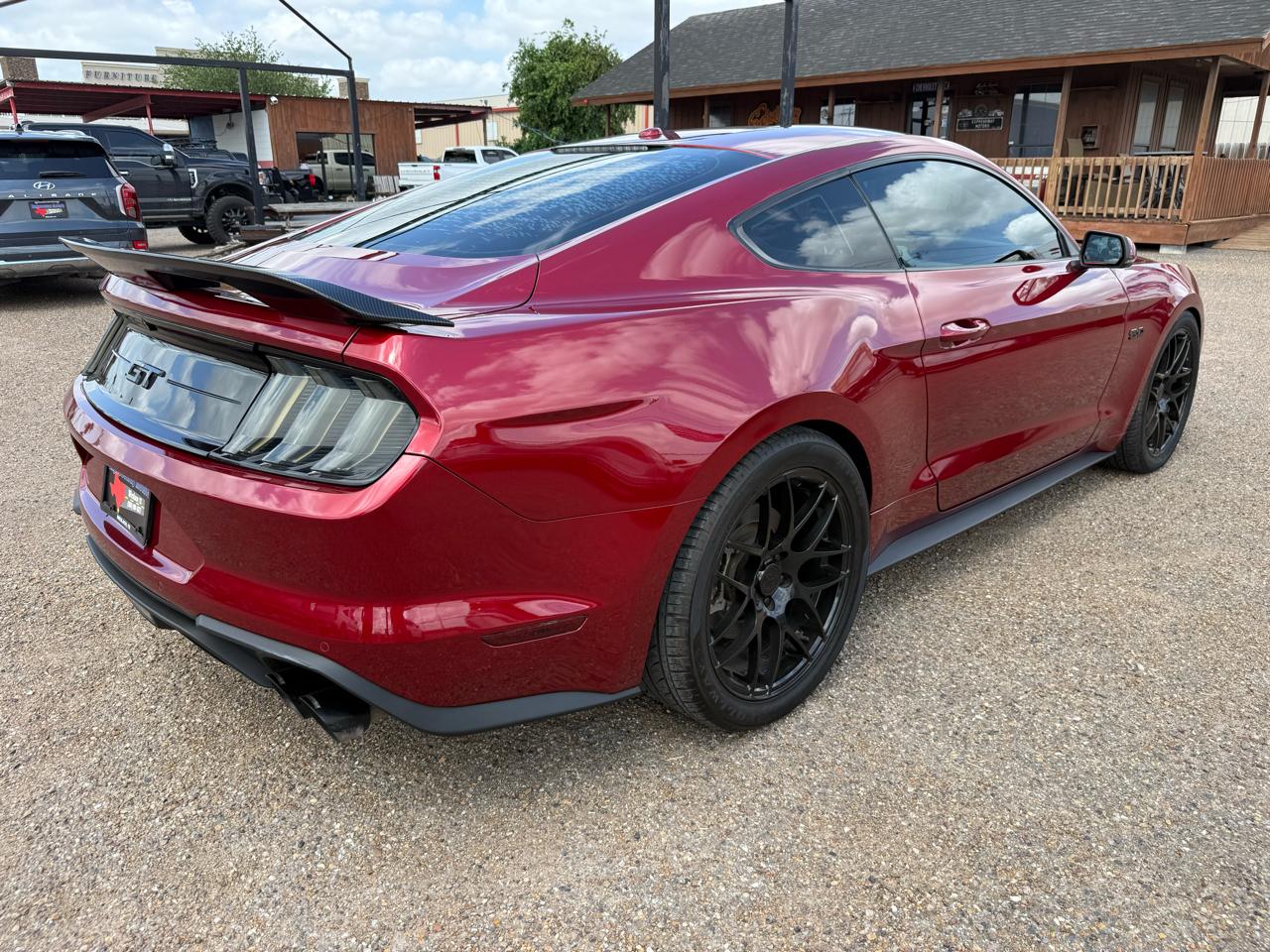 Ford Mustang GT Premium Coupe 2018