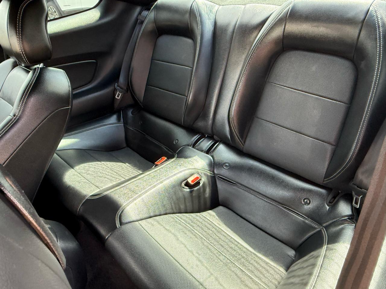 Ford Mustang GT Premium Coupe 2018