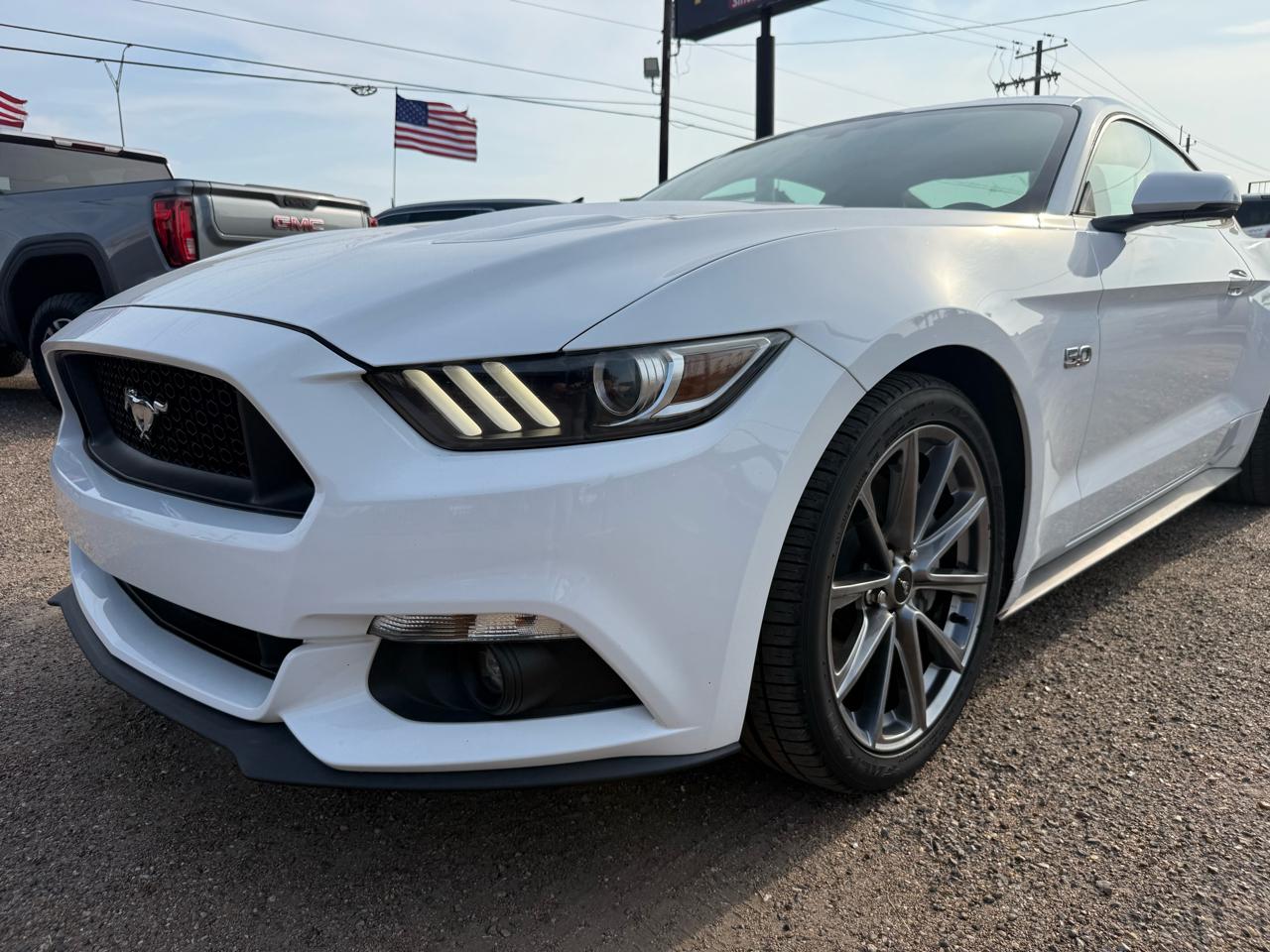 Ford Mustang GT Coupe 2015