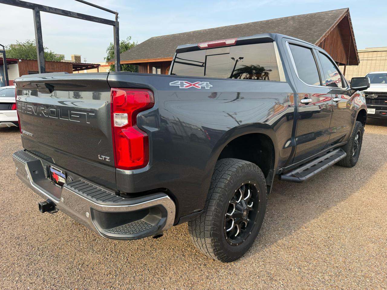 Chevrolet Silverado 1500 4WD Crew Cab 143.5" LTZ w/1LZ 2019