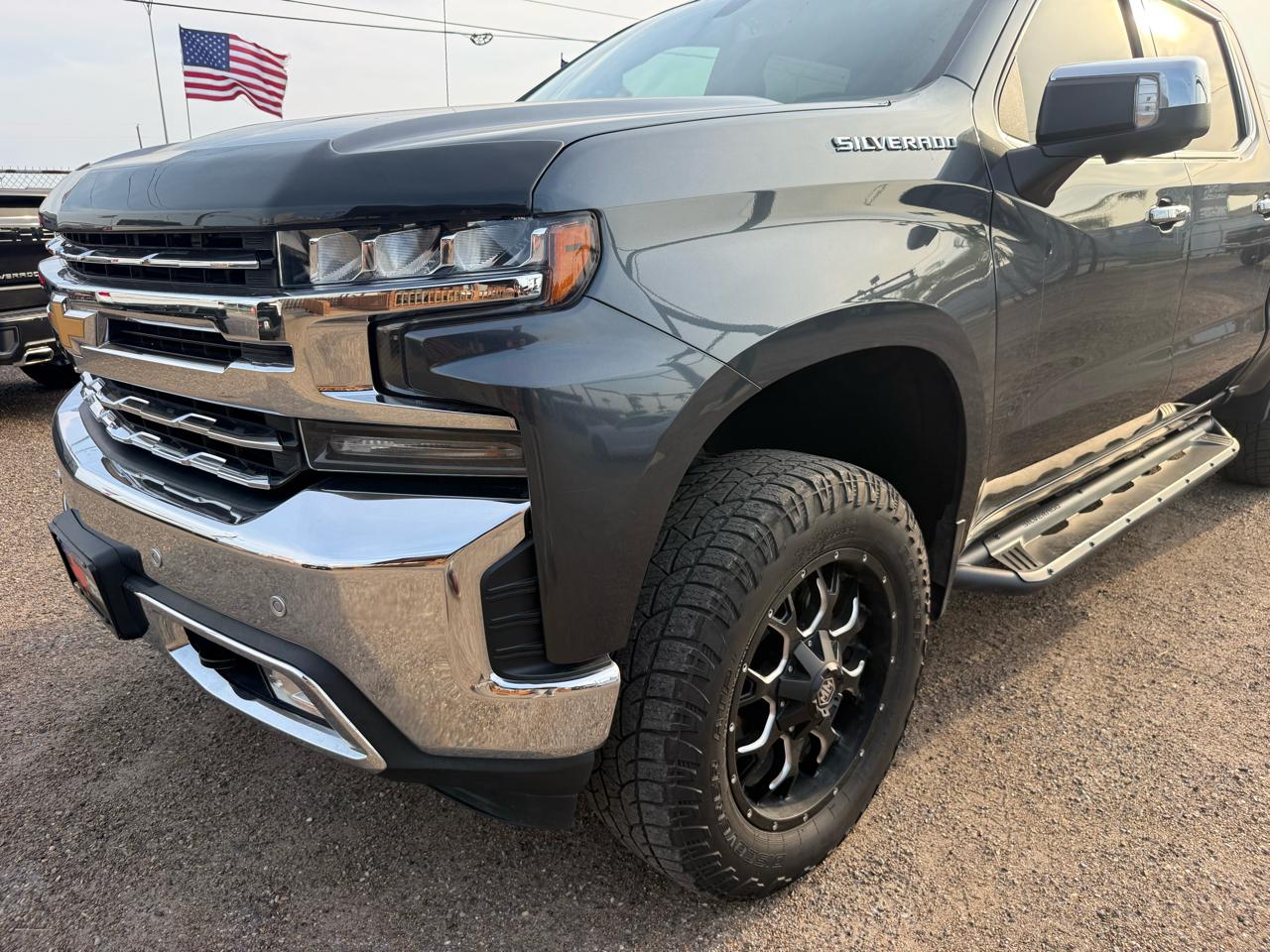 Chevrolet Silverado 1500 4WD Crew Cab 143.5" LTZ w/1LZ 2019