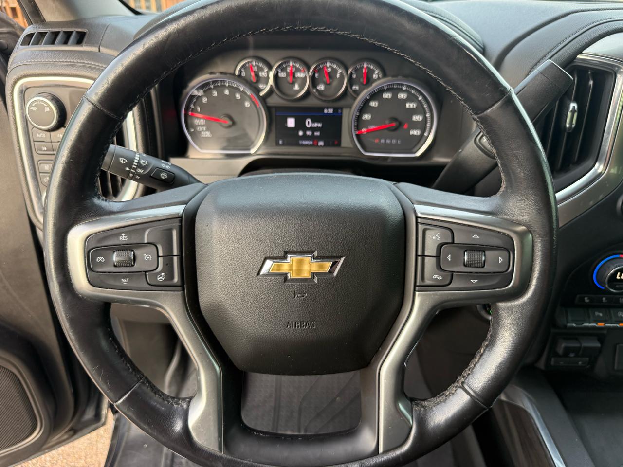 Chevrolet Silverado 1500 4WD Crew Cab 143.5" LTZ w/1LZ 2019