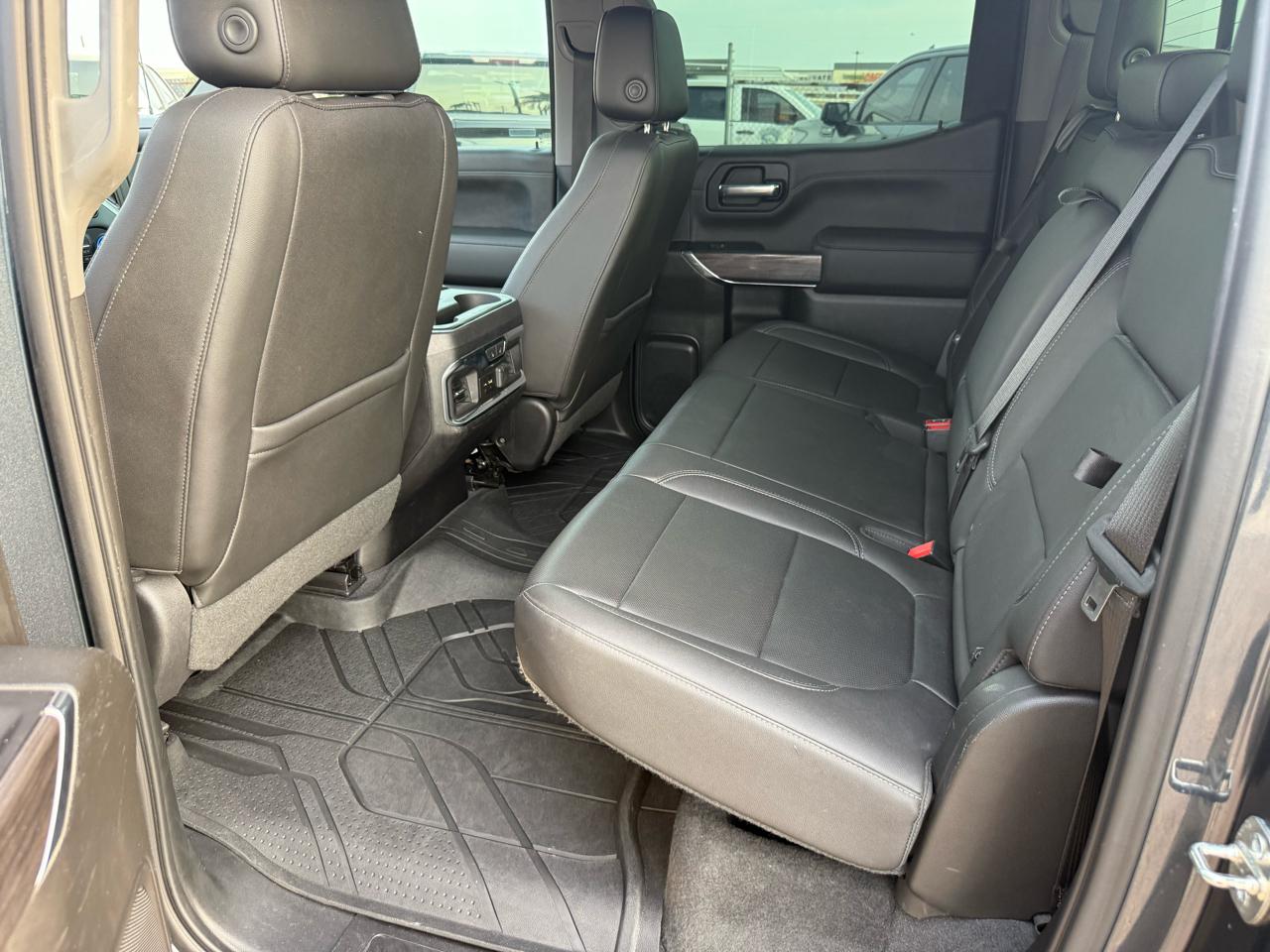 Chevrolet Silverado 1500 4WD Crew Cab 143.5" LTZ w/1LZ 2019