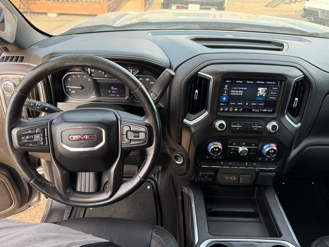 GMC Sierra 1500 AT4 Crew Cab Short Box 4WD 2021