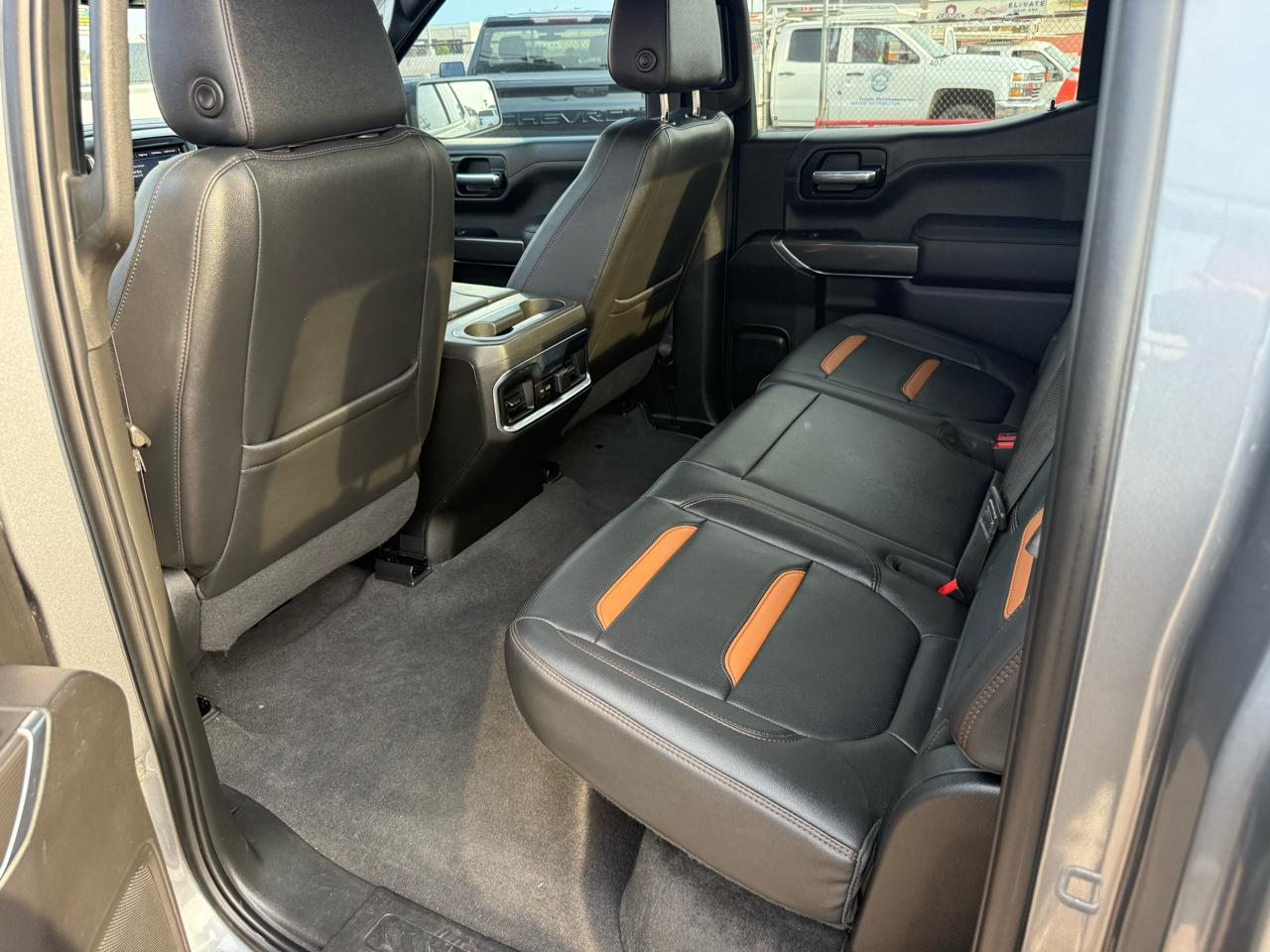 GMC Sierra 1500 AT4 Crew Cab Short Box 4WD 2021