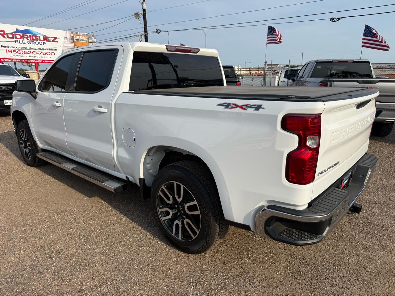 Chevrolet Silverado 1500 4WD Crew Cab 143.5" LT w/1LT 2021