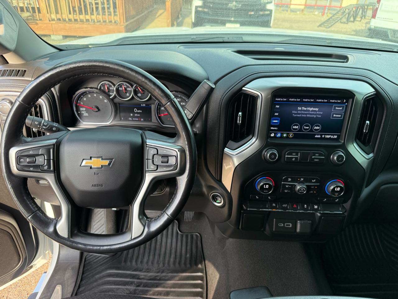 Chevrolet Silverado 1500 4WD Crew Cab 143.5" LT w/1LT 2021