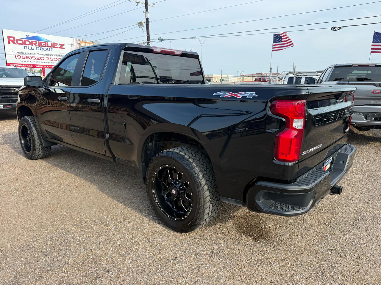 Chevrolet Silverado 1500 4WD Double Cab 143.5" Custom 2020