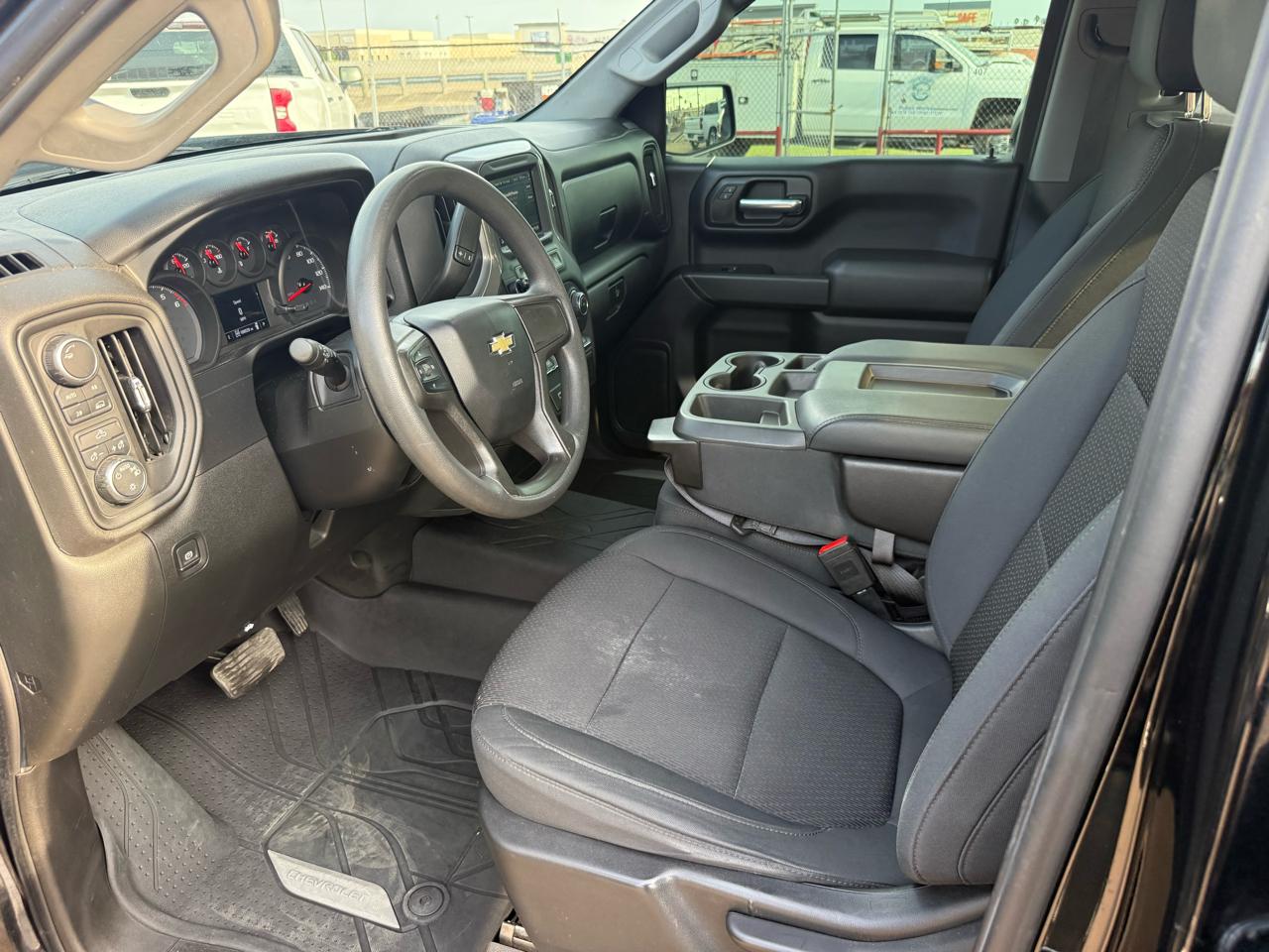 Chevrolet Silverado 1500 4WD Double Cab 143.5" Custom 2020