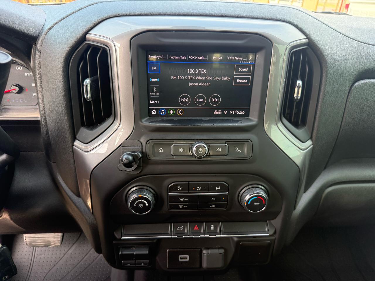 Chevrolet Silverado 1500 4WD Double Cab 143.5" Custom 2020