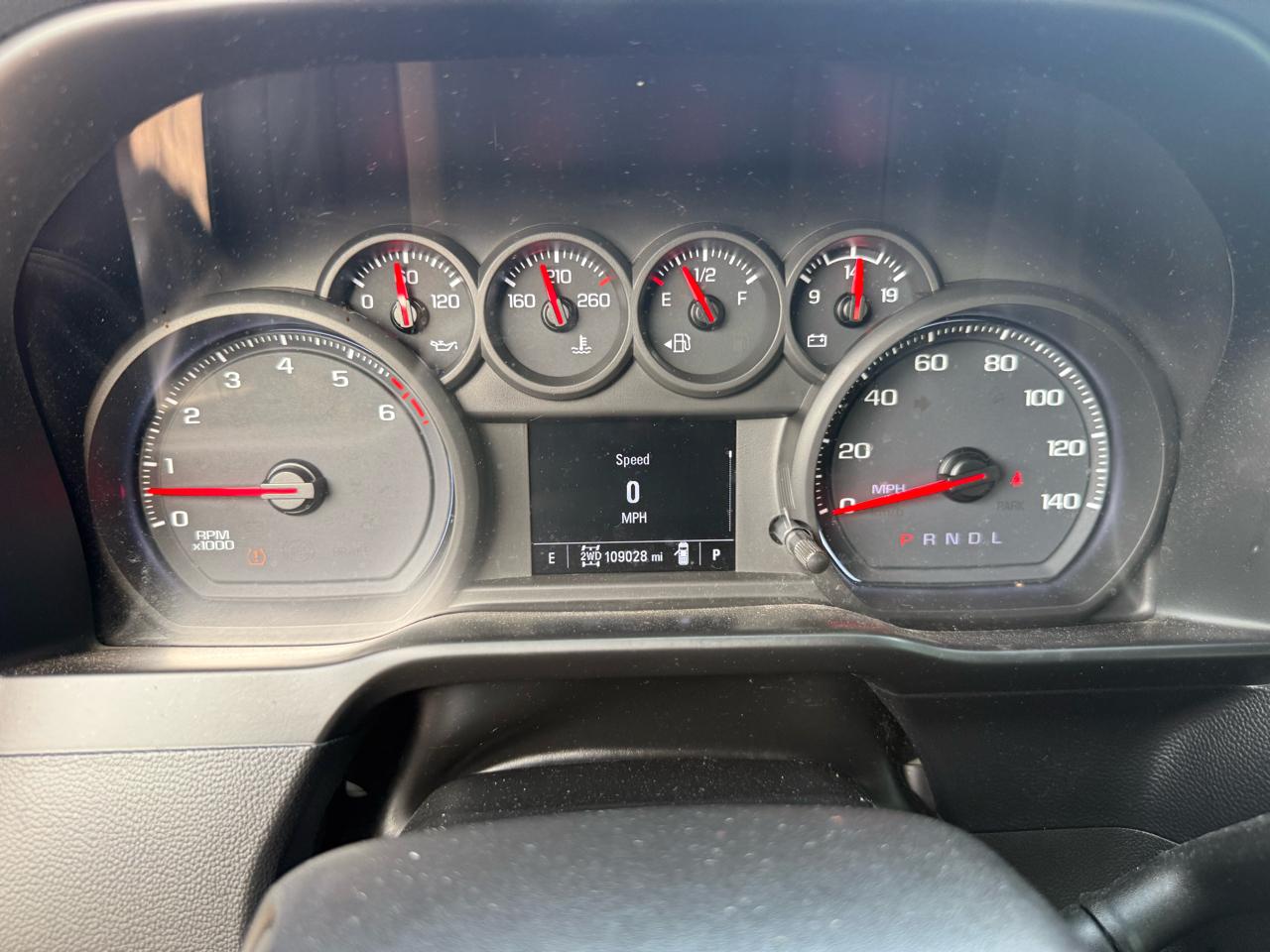 Chevrolet Silverado 1500 4WD Double Cab 143.5" Custom 2020